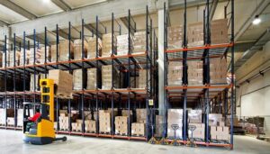 material-handling-equipment-700x400